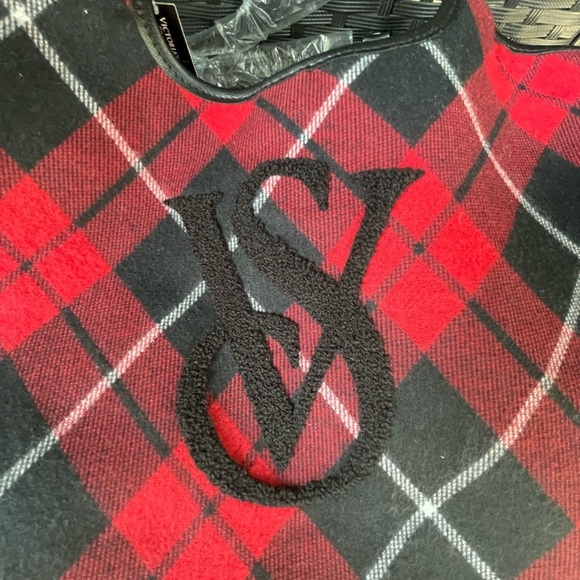 Victoria's Secret Red and Black Plaid Tote, Tote Bag,victoria’s Secret Tote Bag - Picture 13 of 14